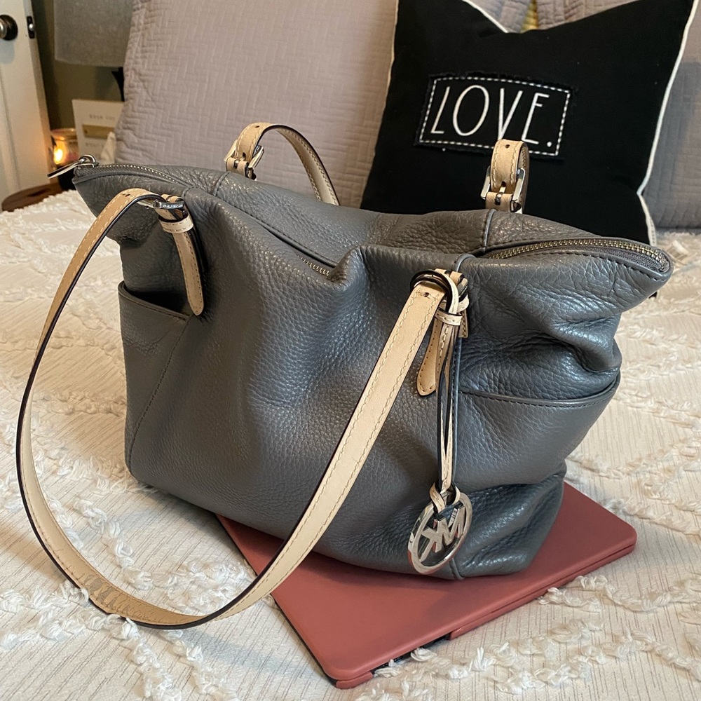 Michael Kors Gray and Cream Shoulder Bag